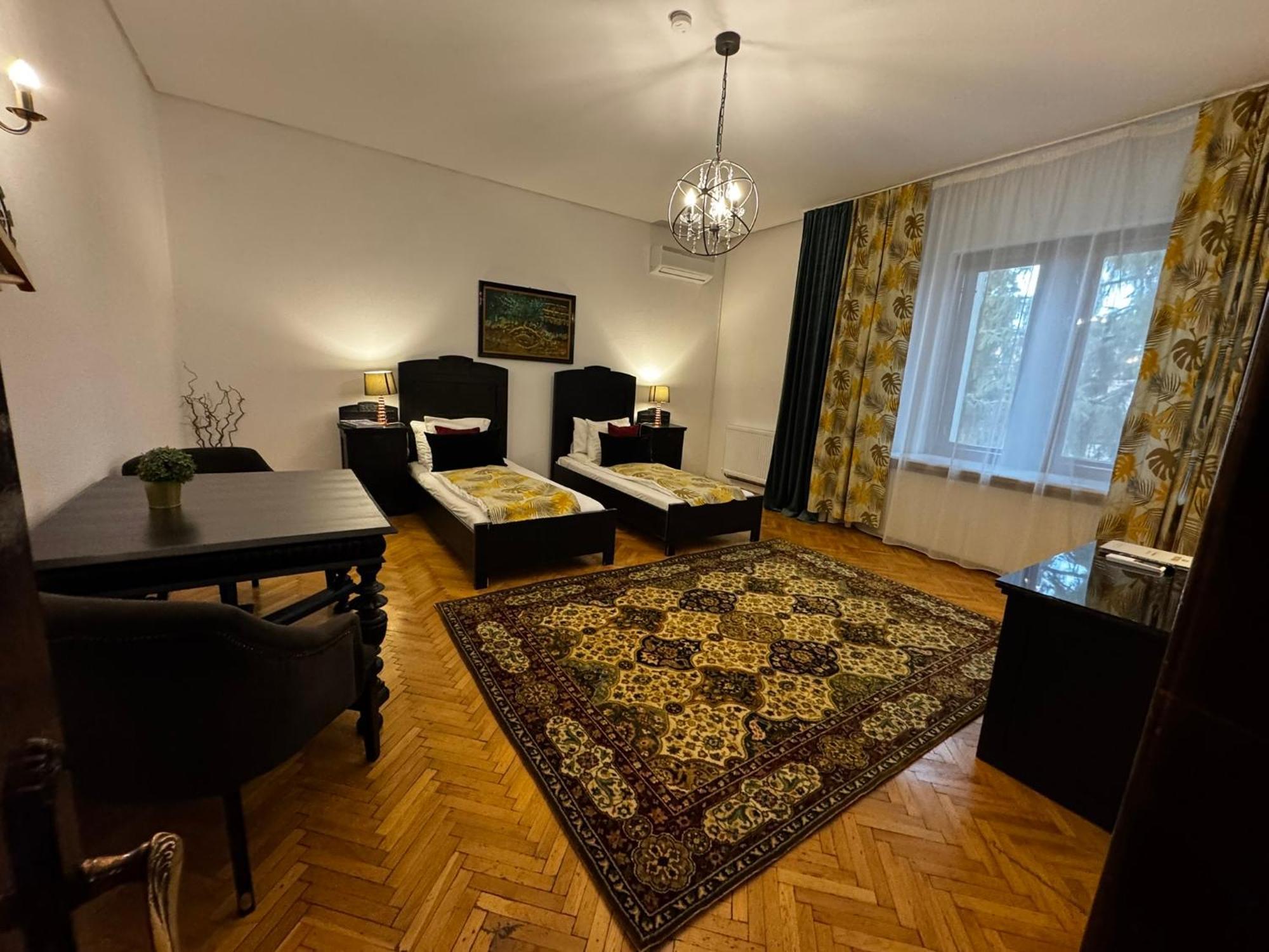Готель Casa Negustorului Дева Екстер'єр фото