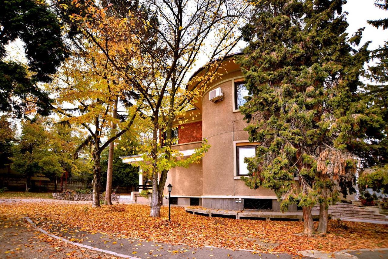 Готель Casa Negustorului Дева Екстер'єр фото